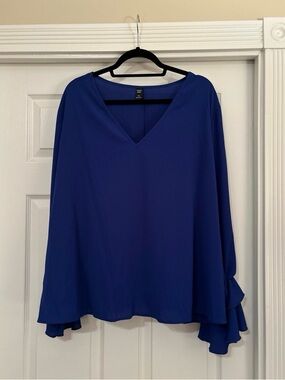 Women's V-Neck Flowy Blouse - Royal Blue